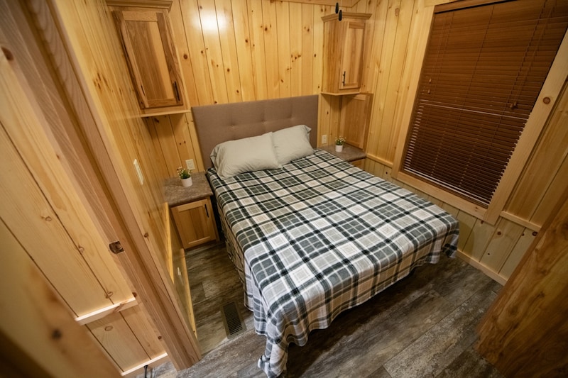 North Shore Yogi Bear™ Cabin-6